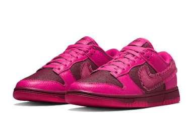 Dunk Low Valentine Day 2022