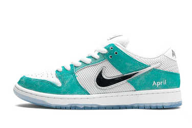 Dunk SB April